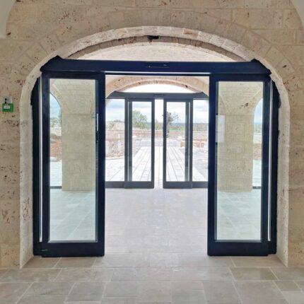 DAS107 Sliding Doors